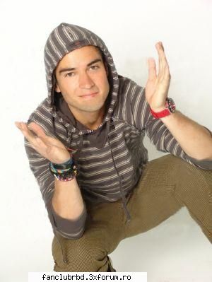 :*ToDo SobRe PonCho :* - Nombre Completo: Alfonso Herrera Rodríguez - (¯`·.¸.·´Poncho`·.·´¯)